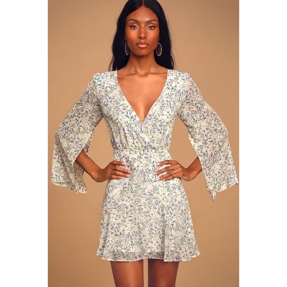 Lulus Dresses & Skirts - Lulus “Blooming Daydream” Cute Floral Skater Dress